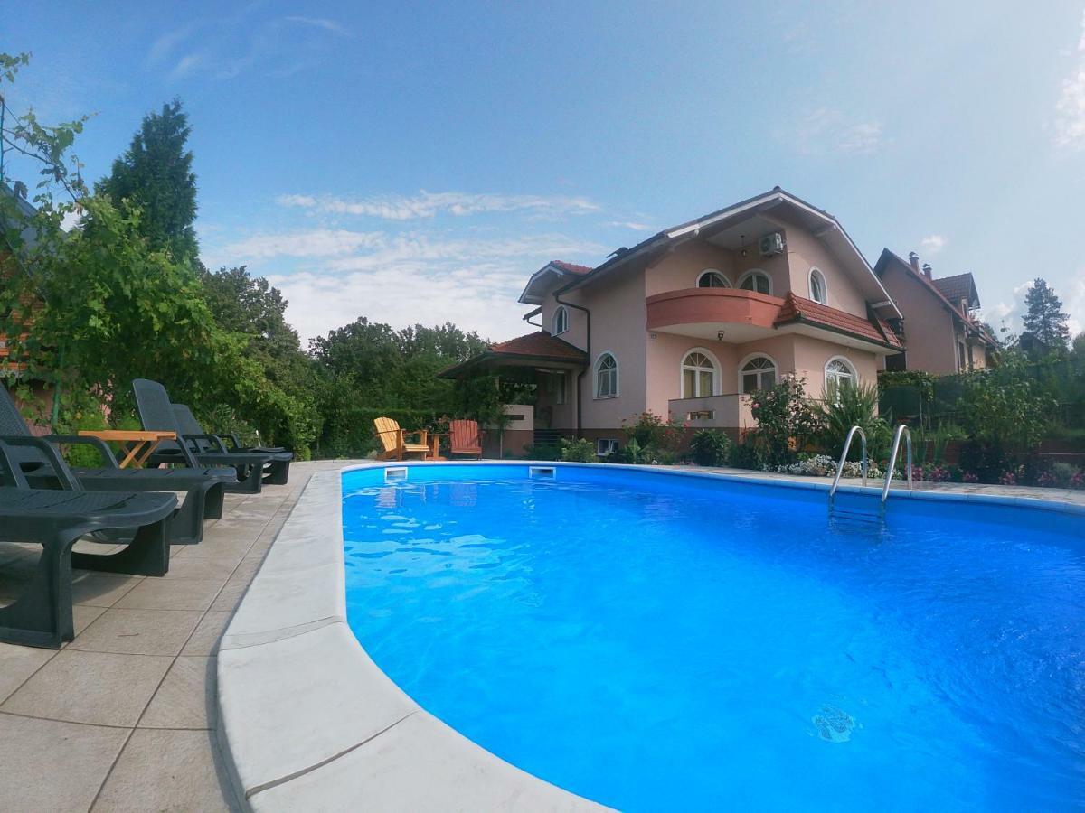 Katarina With Pool * Banja Luka